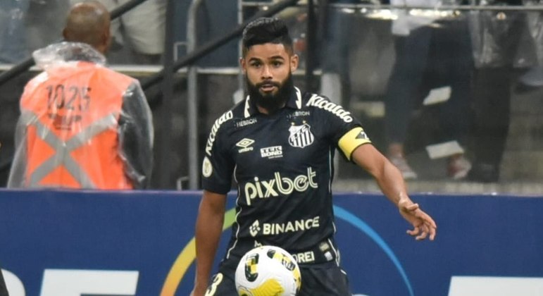 Felipe Jonatan acredita em evolução do Santos na temporada