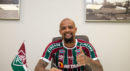 Felipe Melo assina renovação com o Fluminense
