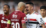 Felipe Melo e Luciano discutem na partida entre Fluminense e São Paulo pelo Brasileirão