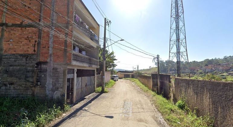 Mulher foi morta a facadas pelo companheiro na zona leste de São Paulo