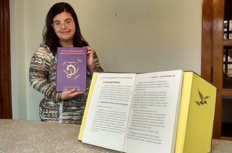 Fernanda escreveu livro sobre inclusão