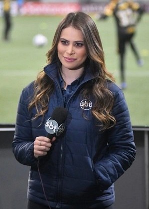 Fernanda Arantes, repórter esportiva do SBT