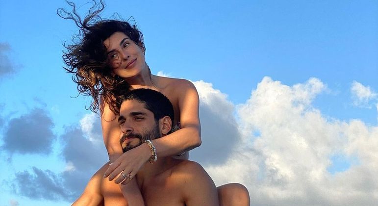 Após internação, Fernanda Paes Leme celebra um ano de namoro