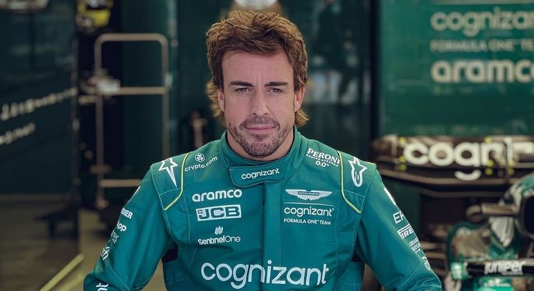 10º Fernando AlonsoSalário anual: R$ 25,5 milhõesEquipe: Aston MartinNúmero de títulos mundiais: 2Ano de início na Fórmula 1: 2001