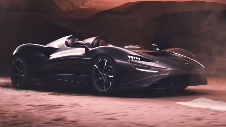 O evento para leiloar a McLaren Elva de Fernando Alonso será promovido pela casa de leilões Bonhams, no dia 25 de novembro, em Abu Dhabi. A data coincide com o fim de semana da última etapa da Fórmula 1, com o GP nos Emirados Árabes. O piloto da Aston Martin revelou, em vídeo publicado nas redes sociais, que entregará as chaves da supermáquina pessoalmente ao novo proprietário
