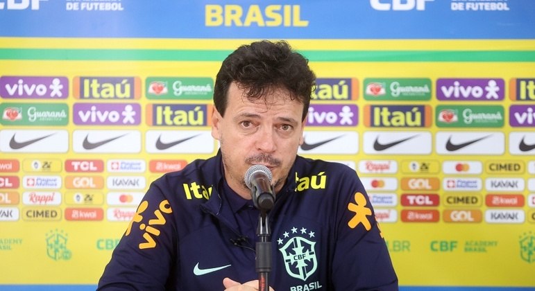 Fernando Diniz, técnico da seleção brasileira