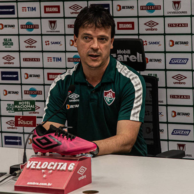 Fernando Diniz negou que o Flu esteja perdendo força no segundo tempo