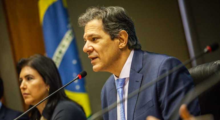 Os ministros da Fazenda, Fernando Haddad, e do Orçamento e Gestão, Simone Tebet