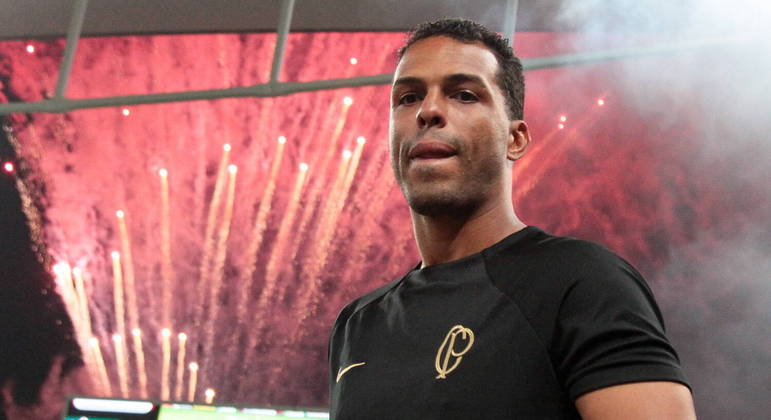 Por que Fernando Lázaro pode dar certo como técnico do Corinthians?