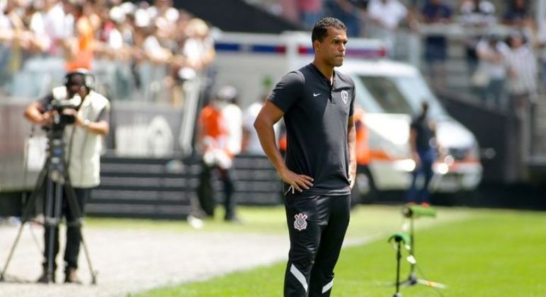 Fernando Lázaro mostrou confiança com a temporada do Corinthians