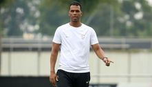 Fernando Lázaro rechaça pressão no Corinthians: 'Todos os times estão oscilando'