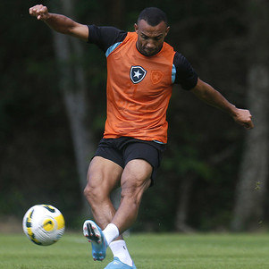 Marçal é um dos líderes do elenco do Botafogo na atual temporada
