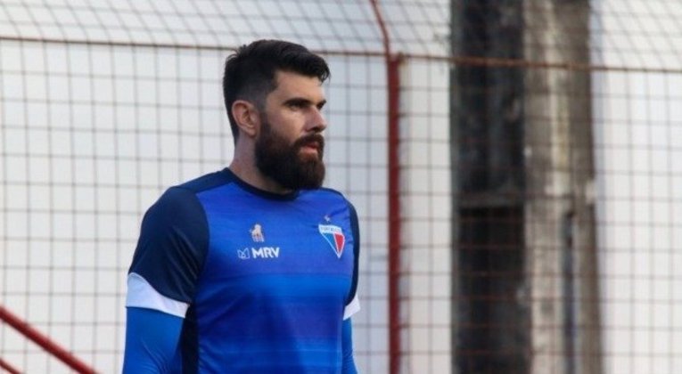 FERNANDO MIGUEL - Fortaleza (C$ 7,55) Fez cinco defesas nas três partidas em que atuou. Sua equipe não sofreu gol nos últimos três jogos como mandante e jogará em casa contra um Internacional que se desgastou com uma viagem ao Peru pela Sul-Americana.