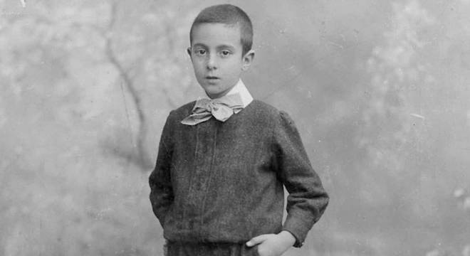 Fernando Pessoa, quem foi? Biografia, heterônimos e principais obras