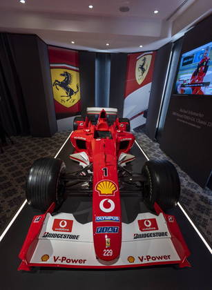 Além do título de Schumacher, a Scuderia Ferrari levou a disputa por equipes na temporada de 2003
