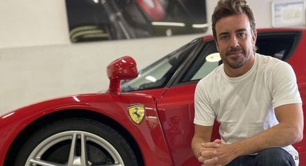 Alonso gravou um vídeo para os novos donos da Ferrari
