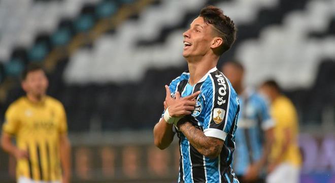 GOOOOOOOOOOOOOOOOOOOL! Ferreirinha empata o jogo!!!!!
