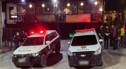 Policiais encerram festa clandestina em Alphaville