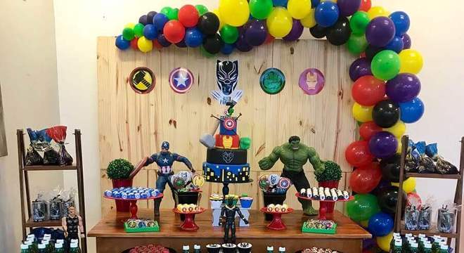 festa dos vingadores simples 