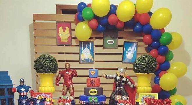 festa dos vingadores simples