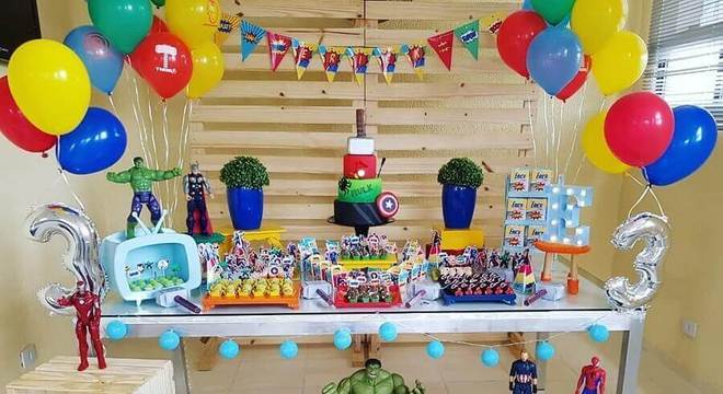 festa dos vingadores simples e rustica 