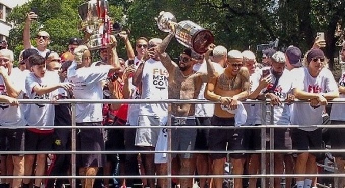 Gabigol comandou a festa que o Flamengo fez neste domingo (13)