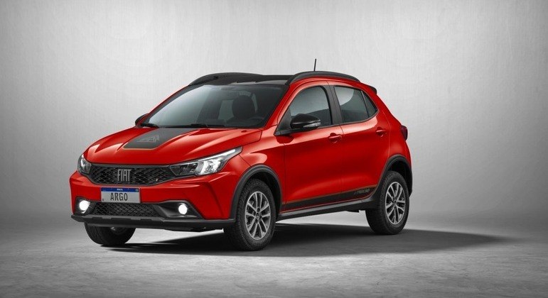 Fiat Argo Trekking 1.3 AT é vendido por R$ 96.990