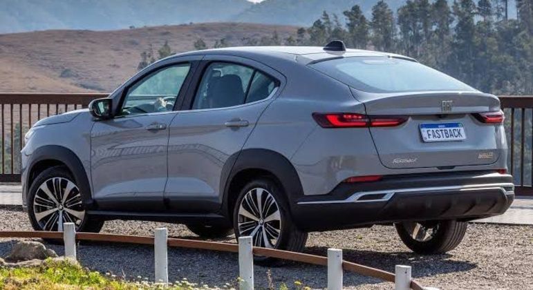 Fiat Fastback Impetus: testamos a novidade com motor 1.0 turbo - Prisma ...