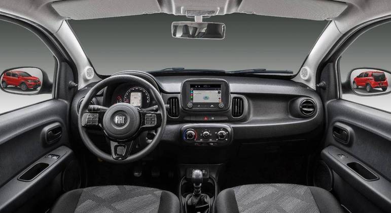 Modelo traz sistema multimídia UConnect