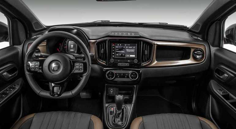 Modelo tem central multimídia com tela de 7 polegadas com conexão sem fio com Android Auto e Apple CarPlay