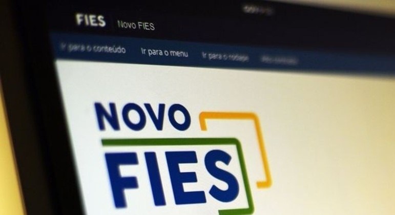 MEC prorroga prazo para renovação de contratos do Fies