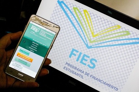 Fies: falhas no sistema atrasam matrículas