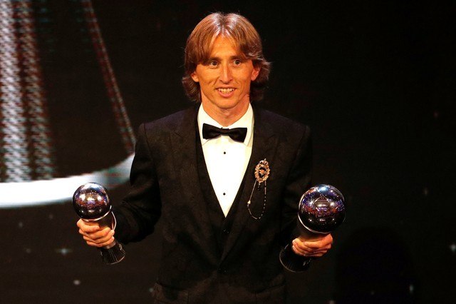 Modric desbanca Cristiano Ronaldo e é eleito o melhor jogador do Mundial de  Clubes - Superesportes