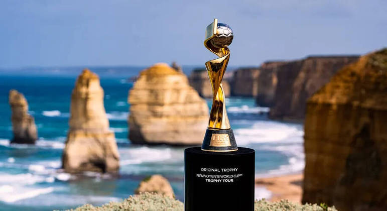 Troféu da Copa do Mundo feminina passará por todos os 32 países participantes
