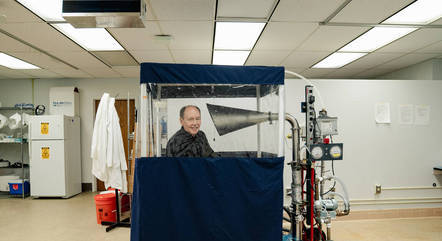 Donald Milton estuda a transmissão dos vírus respiratórios na Universidade de Maryland, em College Park