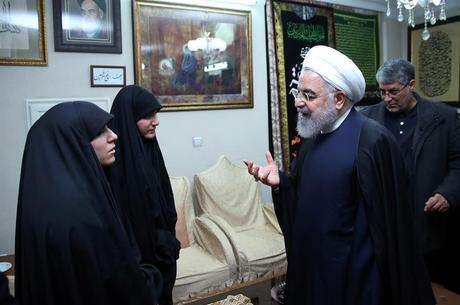 Filha de Soleimani ameaça EUA com 'dias sombrios'
