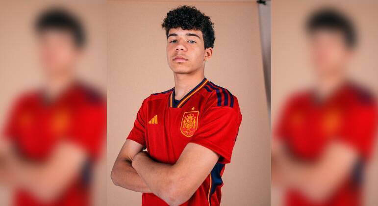 Marcelo comemora convocação do filho para seleção espanhola: 'Orgulho infinito'