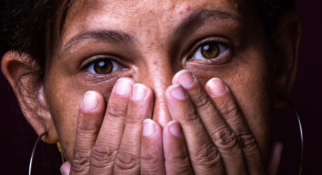 Atacada pelo ex-marido, Adriana é uma das 193 mil mulheres vítimas de violência