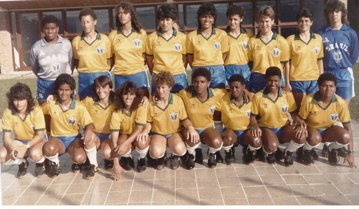 Fim da proibição em 1979 - Mesmo com o fim da proibição a situação continuava complicada. A Seleção Brasileira foi organizada apenas em 1988, composta principalmente por atletas do Radar, do Rio de Janeiro, além do Clube Atlético Juventus, de São Paulo.