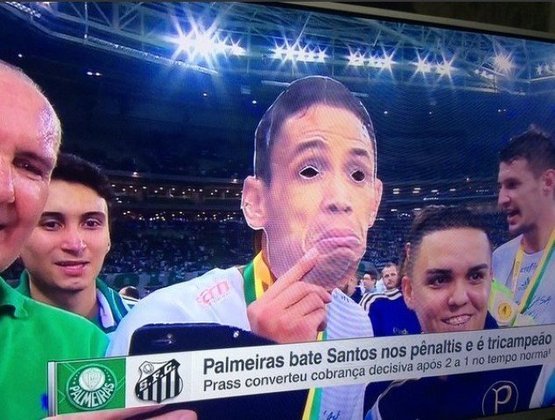 Final da Copa do Brasil (02/12/2015): com dois gols de Dudu e um de Ricardo Oliveira, o Palmeiras desfez a vantagem conquistada pelo Santos na partida de ida e levou a decisão para os pênaltis. Fernando Prass marcou o gol do título.