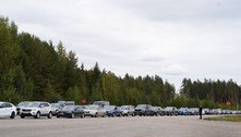 Finlândia anuncia bloqueio da entrada de russos com visto de turista