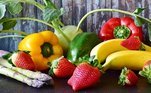 Frutas e legumes fornecem nutrientes que seu corpo necessita