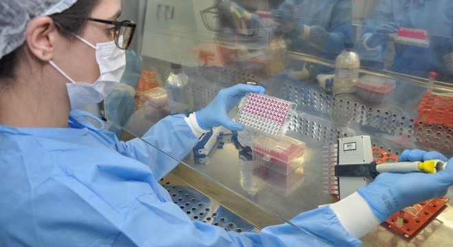 Laboratório da Fiocruz em Minas Gerais, onde uma das vacinas é estudada
