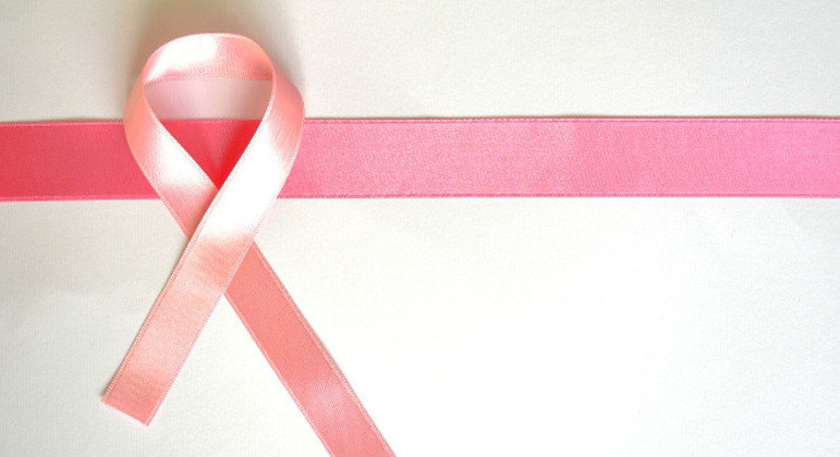 Laboratório oferece mamografia gratuita como parte do 'Outubro Rosa'
