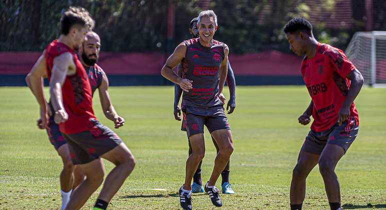 Veja a escalação do Urubu para o jogo contra o Vasco