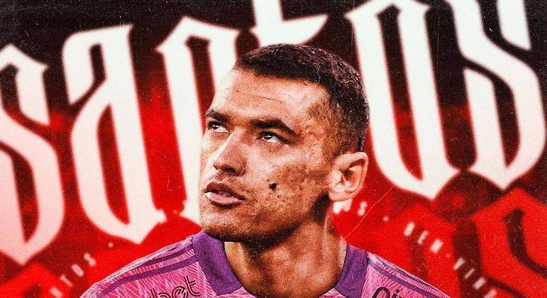 Santos, de 32 anos, é o novo reforço do Flamengo para a temporada
