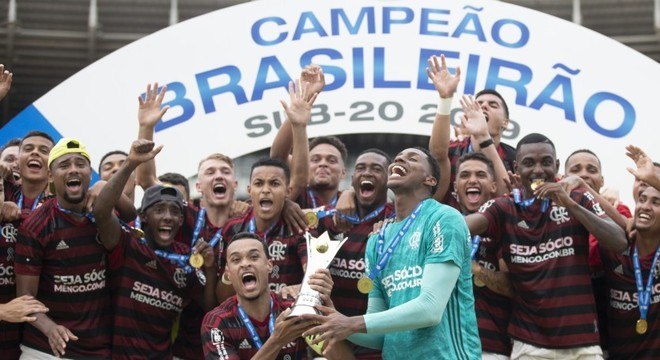 Sub-20 do Flamengo. Campeão Brasileiro. Jovens podem surpreender no Carioca