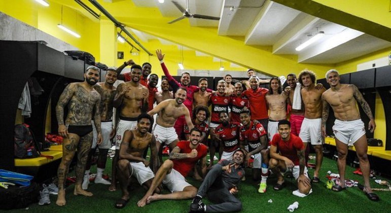 Formação de jogadores ajuda Flamengo a bater recorde de receitas