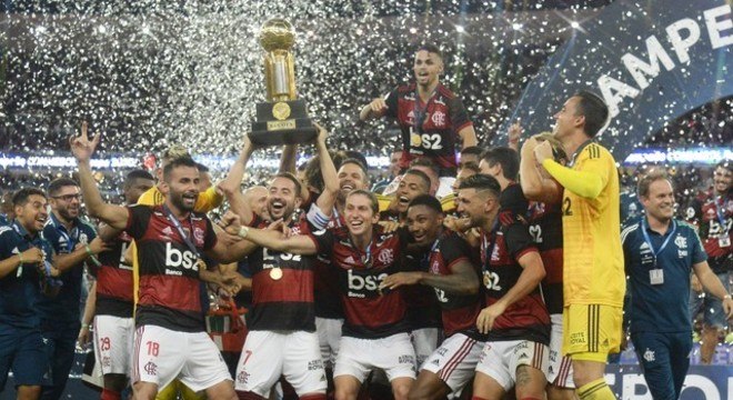 Campeão da Recopa Sul-Americana. Clube não baixa salários na pandemia