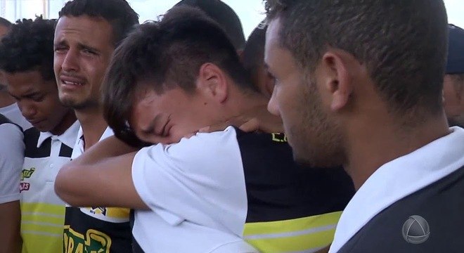 Além dos gols da Libertadores, Landim deveria se recordar dos enterros 